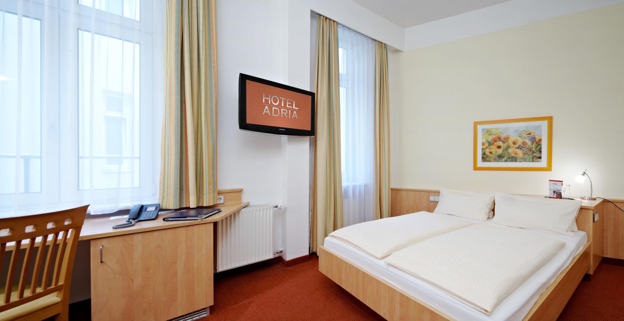 Hotel Adria Muenchen Экстерьер фото