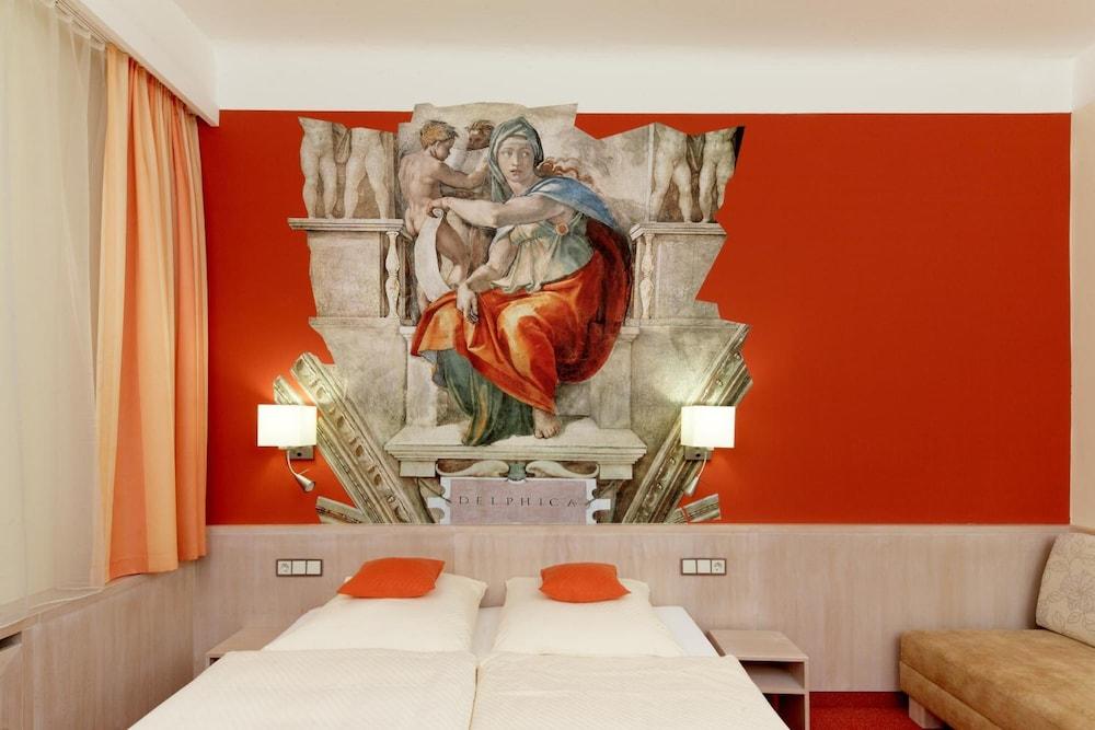 Hotel Adria Munchen Экстерьер фото