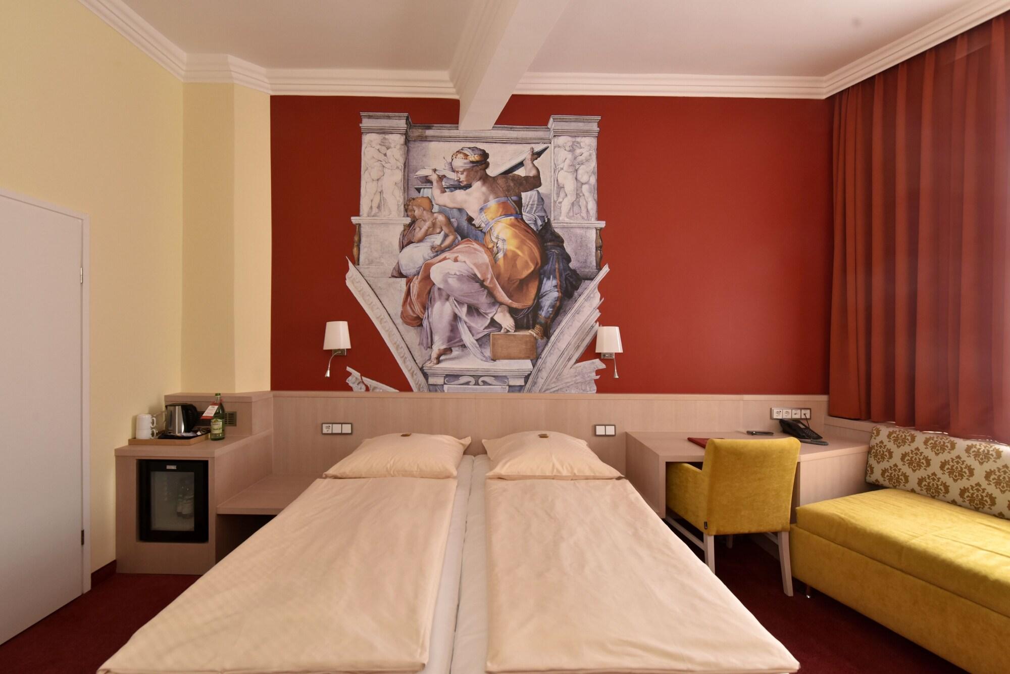 Hotel Adria Munchen Экстерьер фото
